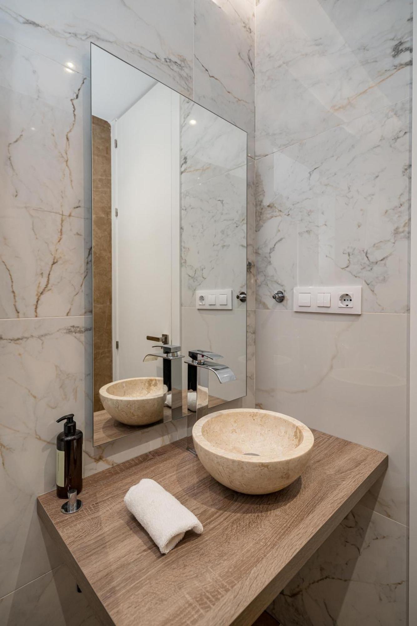 Chueca II Calle Barco 2Br 2Bh Madrid Exterior photo